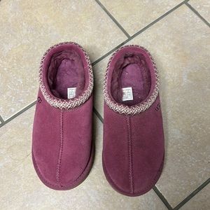 Ugg slippers